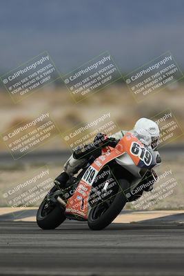 media/Nov-15-2025-Race Pace (Sat) [[8de605a2d8]]/Non Verified Riders (1st 20 Minutes)/Turn 4 (1010am)/